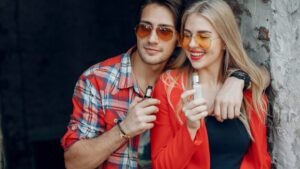 Top 3 Zodiac Signs That Fall in Love Instantly 12 Zodiac Signs That Fall in Love Instantly